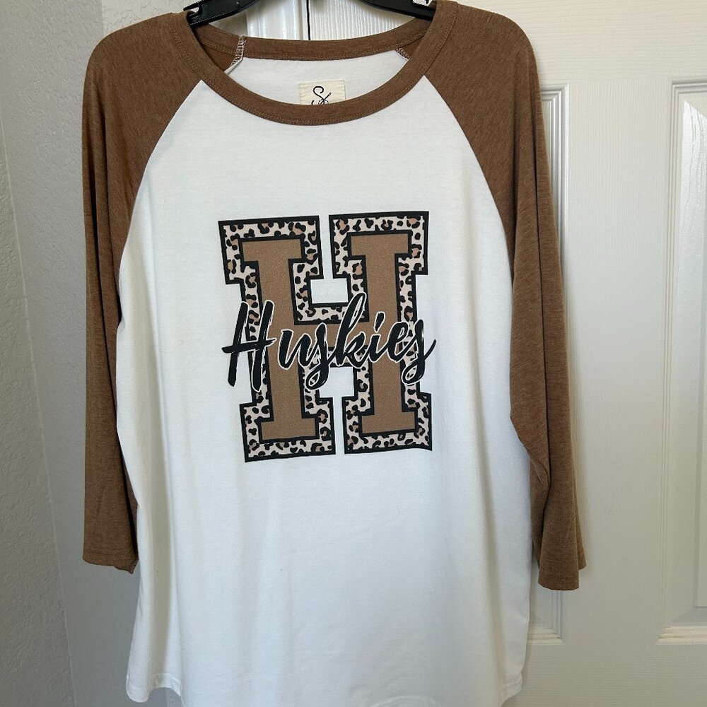 Sugar Stitch Huskies Brown And White Leopard Print Long Sleeve Shirt - L